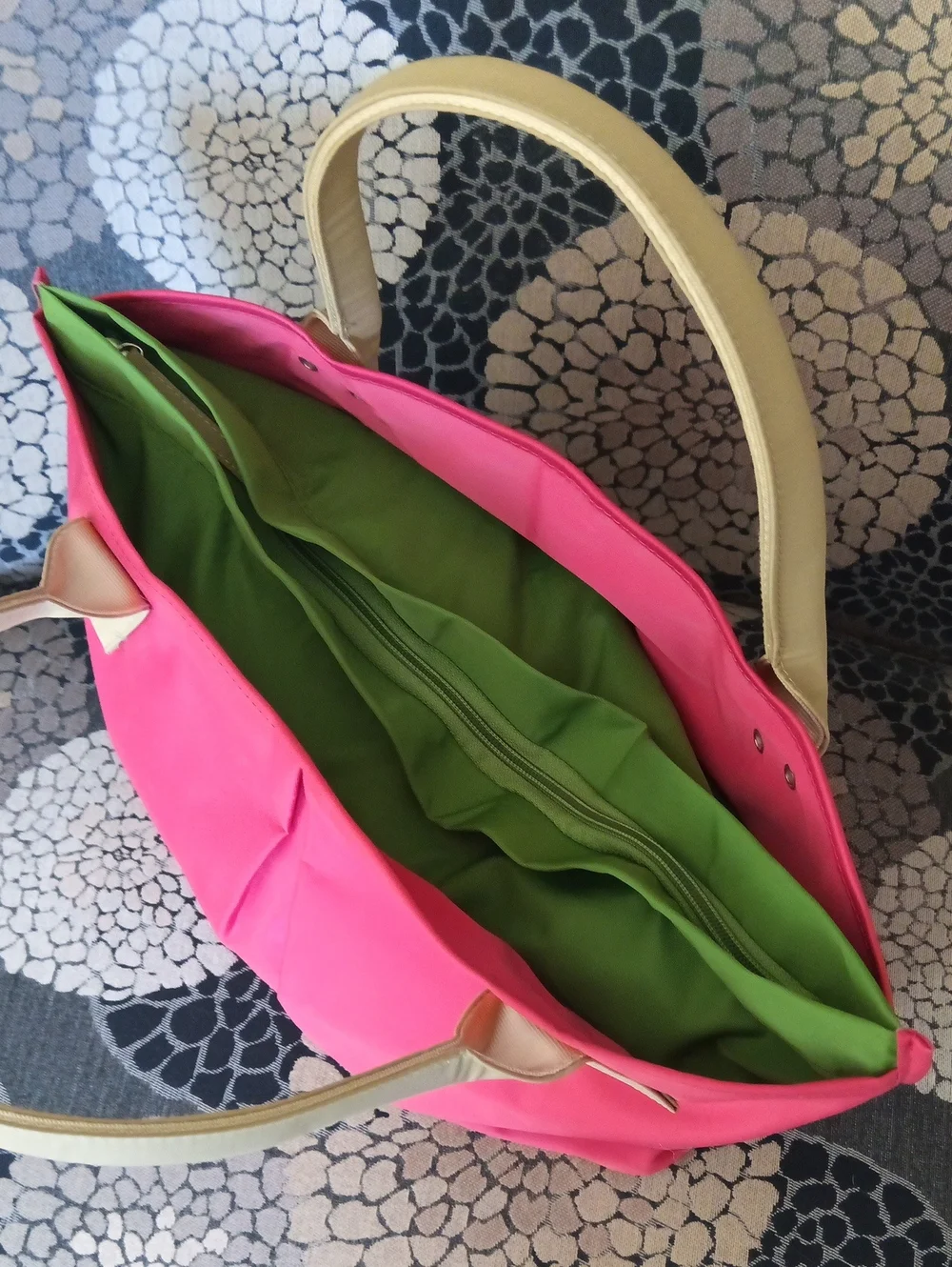 18x12x6" Waterproof Hot Pink & Apple Green 🏖️ Beach Tote Bag with Tan Handles - Picture 5 of 13